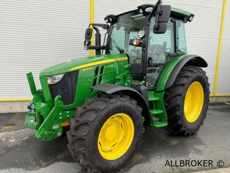 Трактор John Deere 5090M