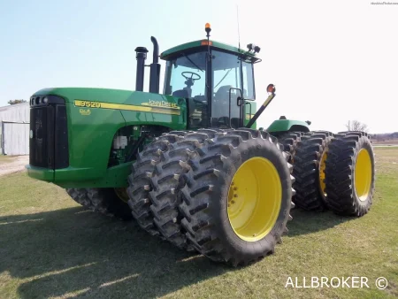 Трактор John Deere 9520R