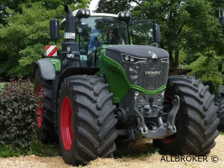 Трактор FENDT 1050 Vario