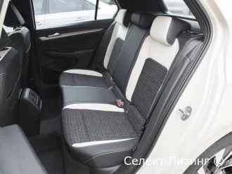 Volkswagen Golf — салон
