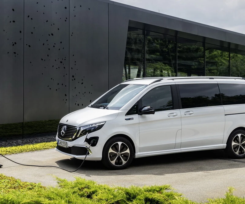 Mercedes-Benz EQV в лизинг с НДС
