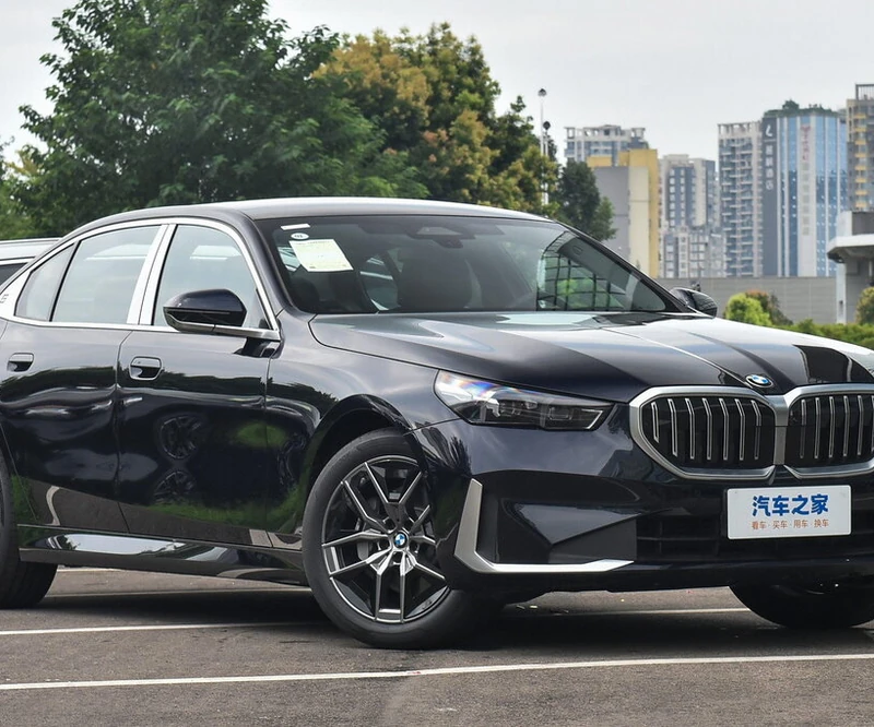 BMW 5 серии (G68) в лизинг