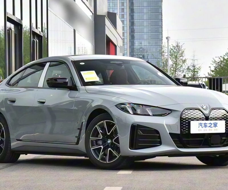 BMW i4 (G26 Рестайлинг) в лизинг