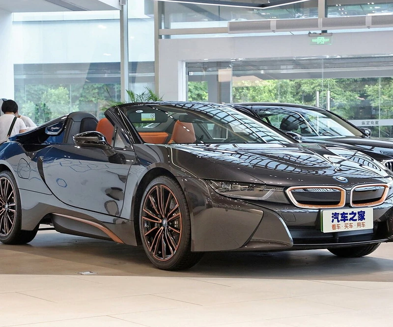 BMW i8 Roadster (I15) в лизинг