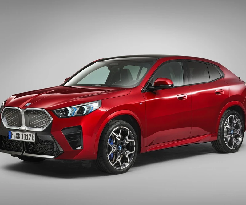 BMW iX2 (U10) в лизинг