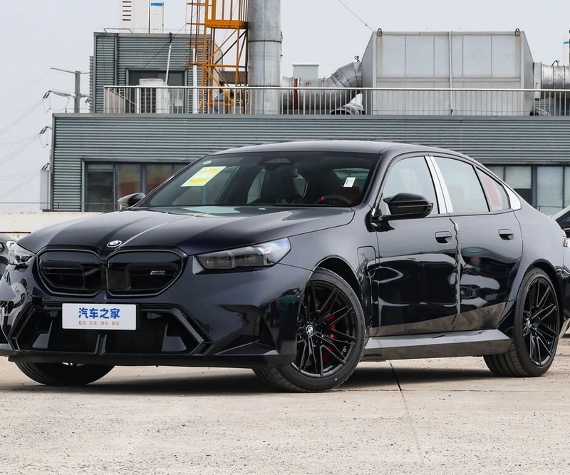 BMW M5 (G90) в лизинг