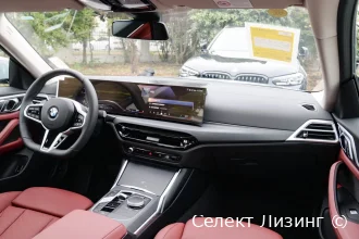 Интерьер нового кузова BMW 4 серии Салон нового поколения BMW 4-Series