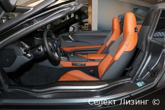 Архитектура кокпита водителя BMW i8 Roadster салон BMW i8 Roadster салон