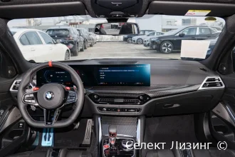 Цифровая приборная панель BMW Curved Display и спортивный кокпит BMW M3 G80 салон BMW M3 G80 салон