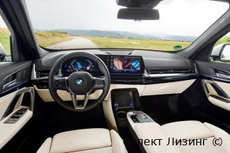 BMW X1 U11 салон