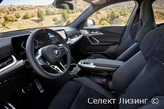 BMW X2 U10 — интерьер салона BMW X2 U10 — интерьер салона